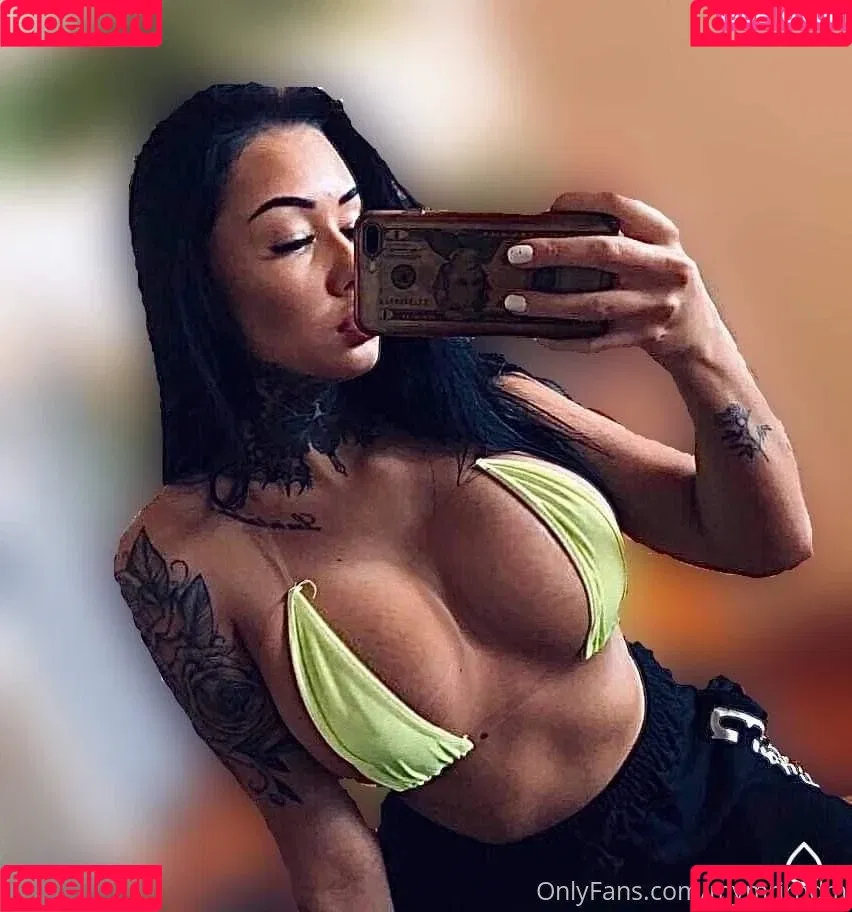mymrirndm Onlyfans Photo Gallery 