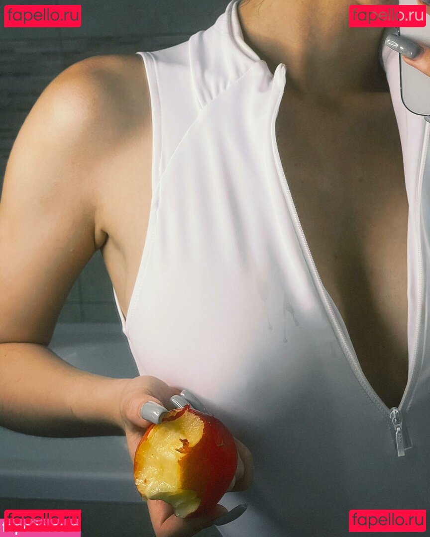 Chernasova Sofia / chernasova.sofia Onlyfans Photo Gallery 