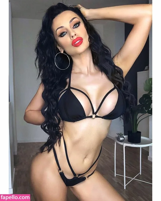 Kasia Bucko Onlyfans Photo Gallery 