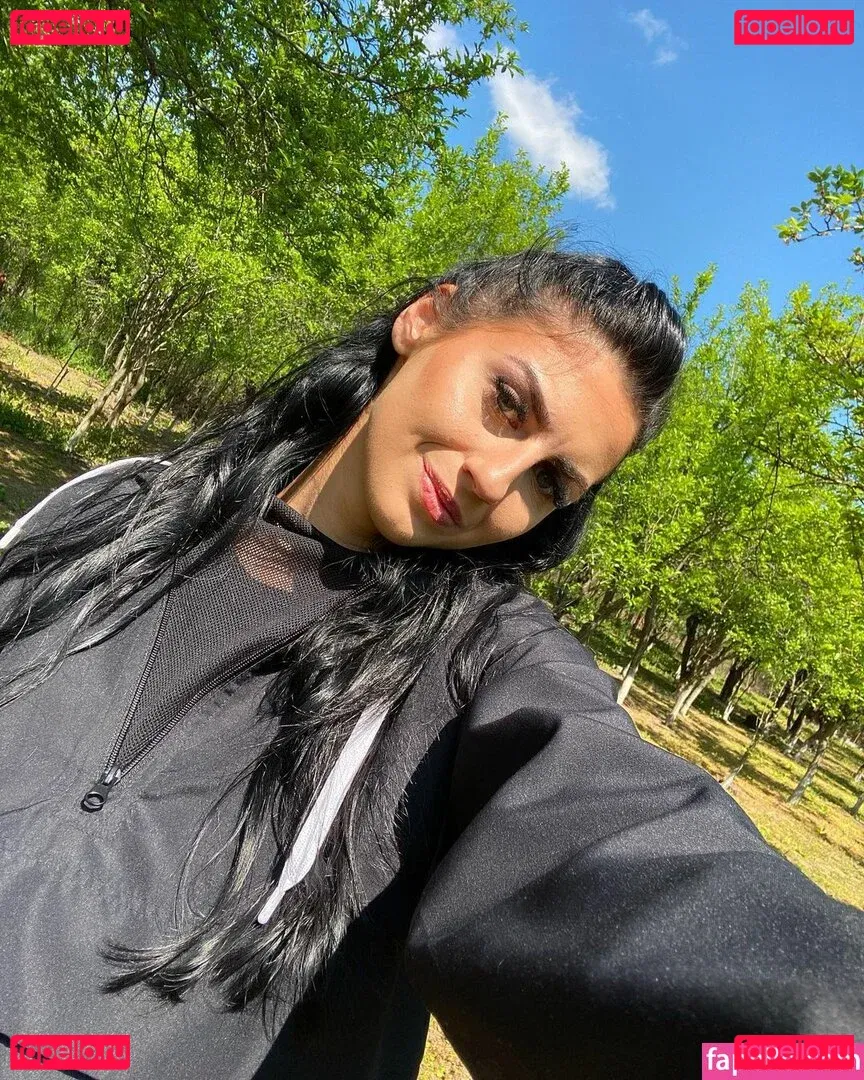 BelovedKhlloe Onlyfans Photo Gallery 