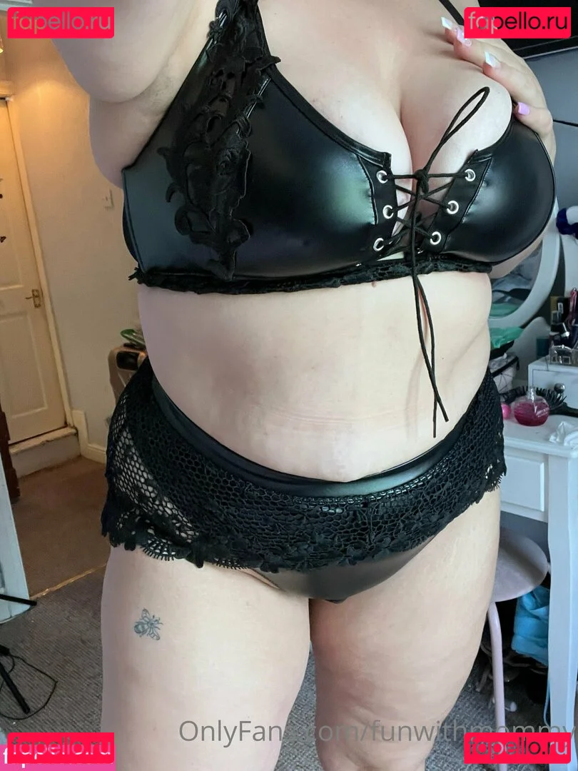 funwithmommy Onlyfans Photo Gallery 