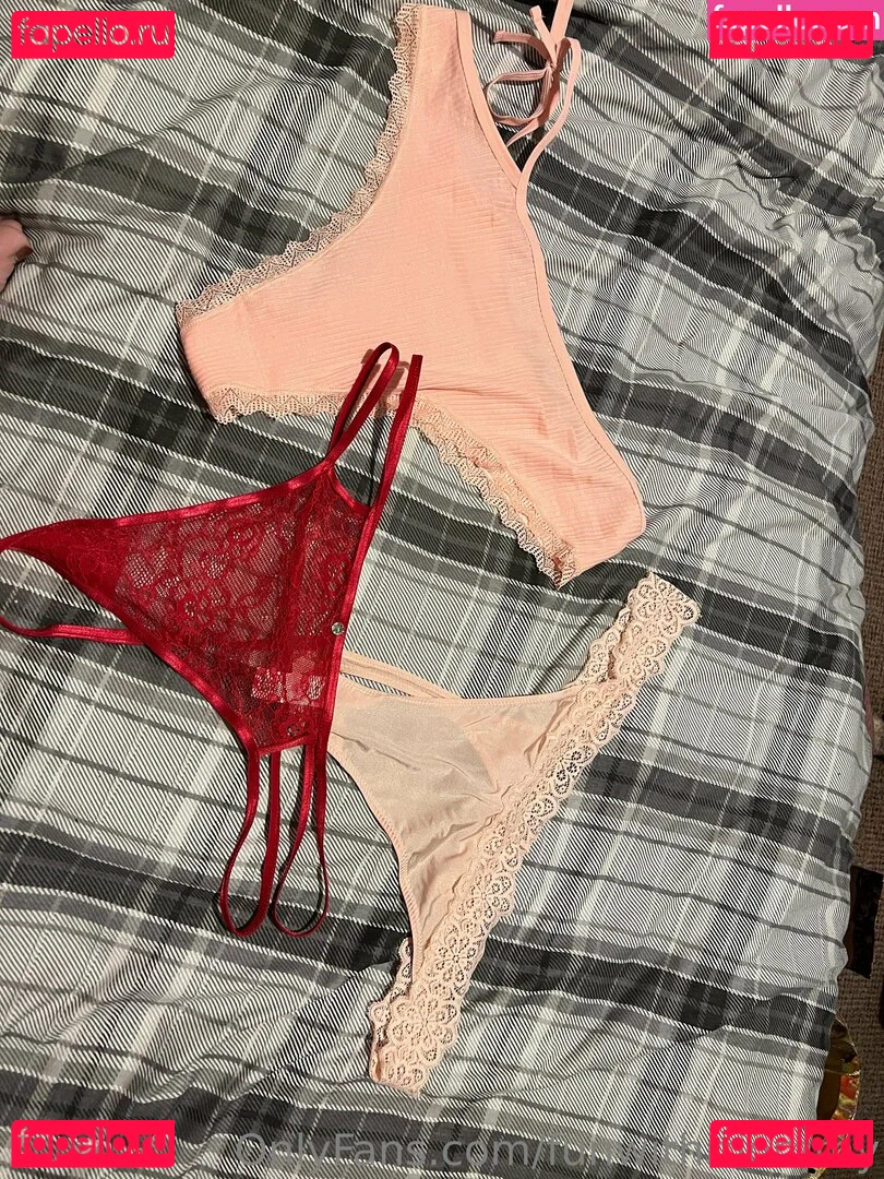 funwithmommy Onlyfans Photo Gallery 