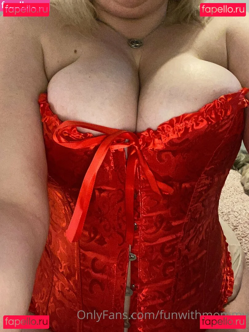 funwithmommy Onlyfans Photo Gallery 