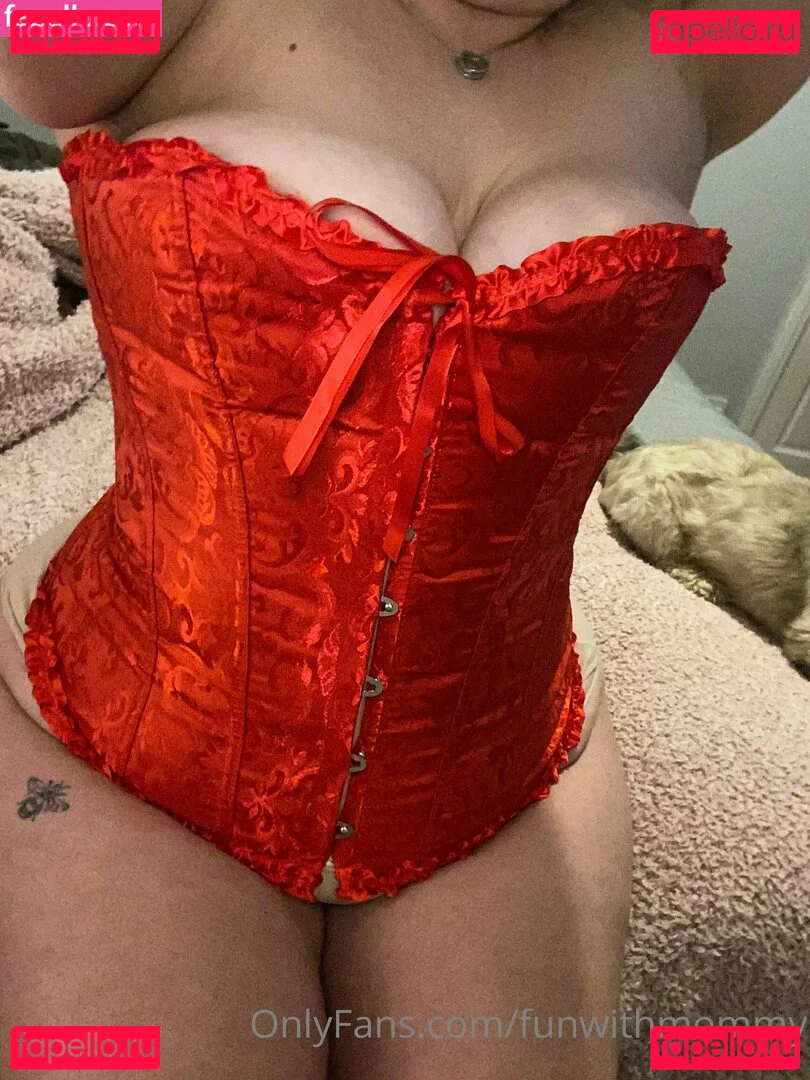 funwithmommy Onlyfans Photo Gallery 