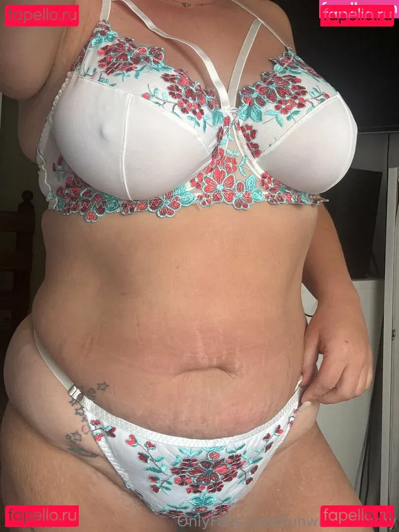 funwithmommy Onlyfans Photo Gallery 
