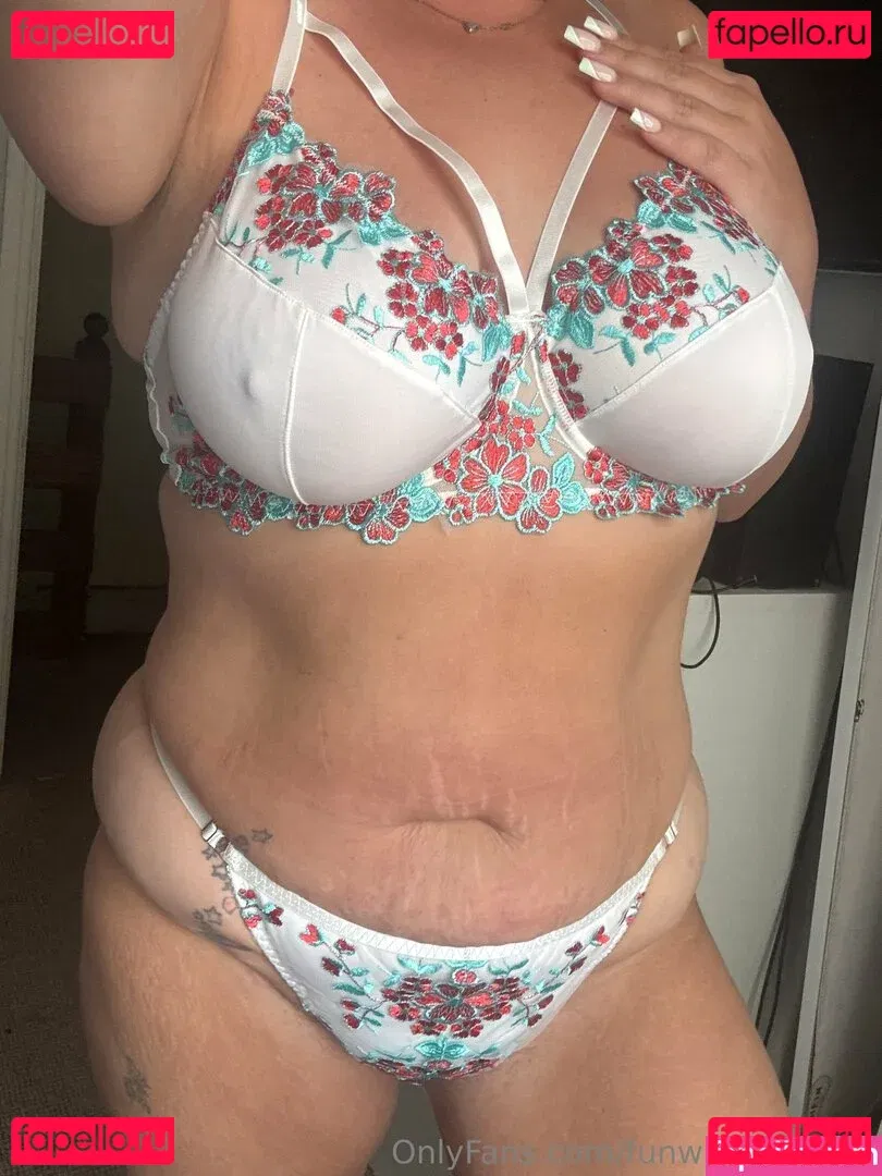 funwithmommy Onlyfans Photo Gallery 