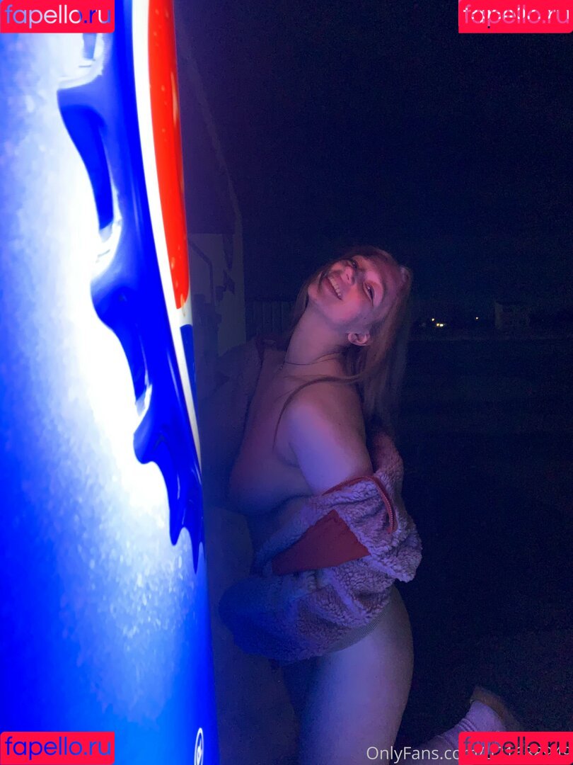 BrittSmith Onlyfans Photo Gallery 