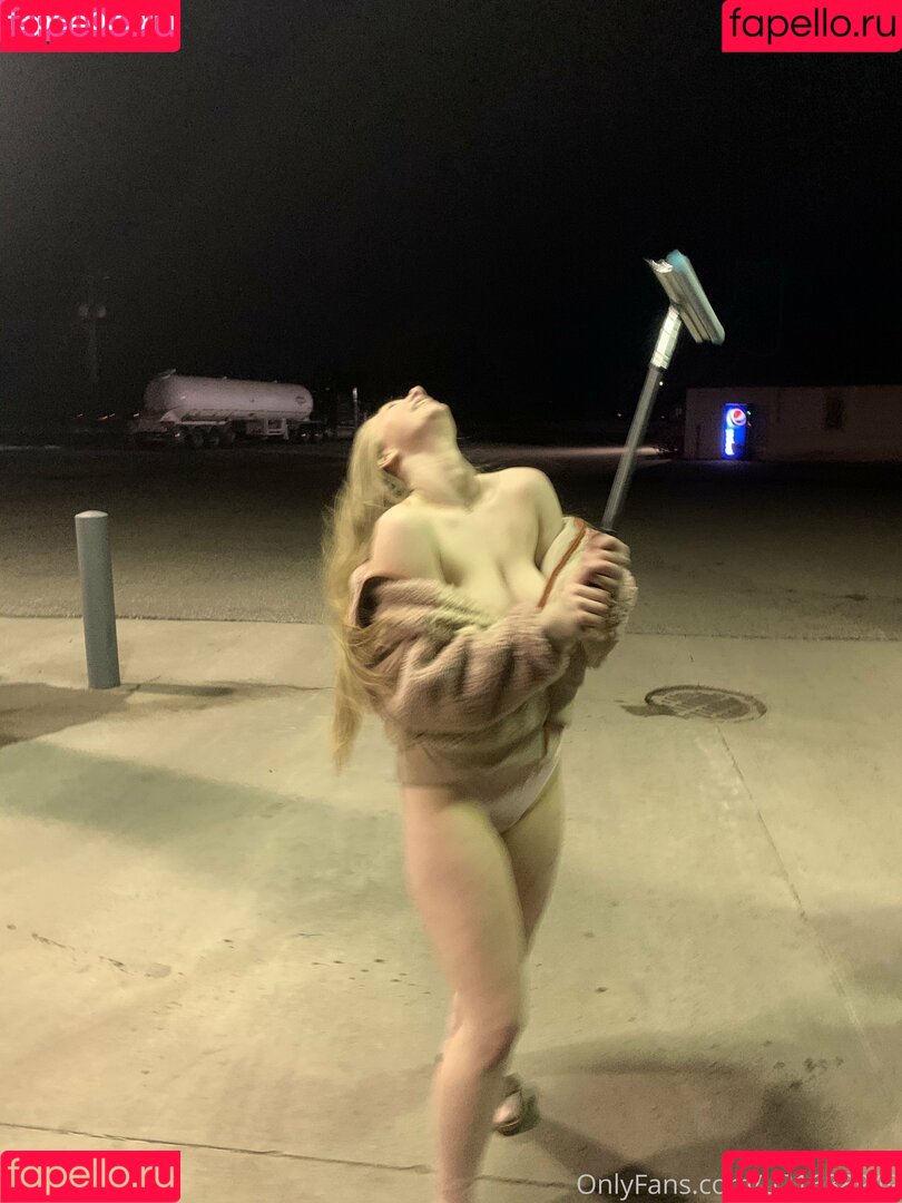 BrittSmith Onlyfans Photo Gallery 