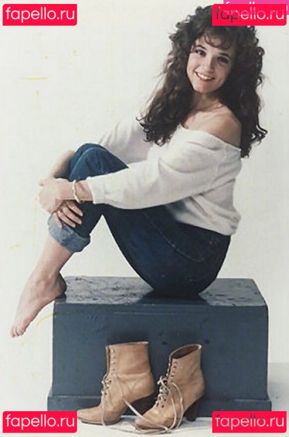 Lea Thompson / lea.thompson / lea_thompson Onlyfans Photo Gallery 