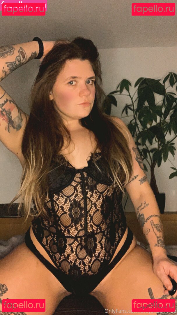 mscantcareless / onlysnuchifree Onlyfans Photo Gallery 