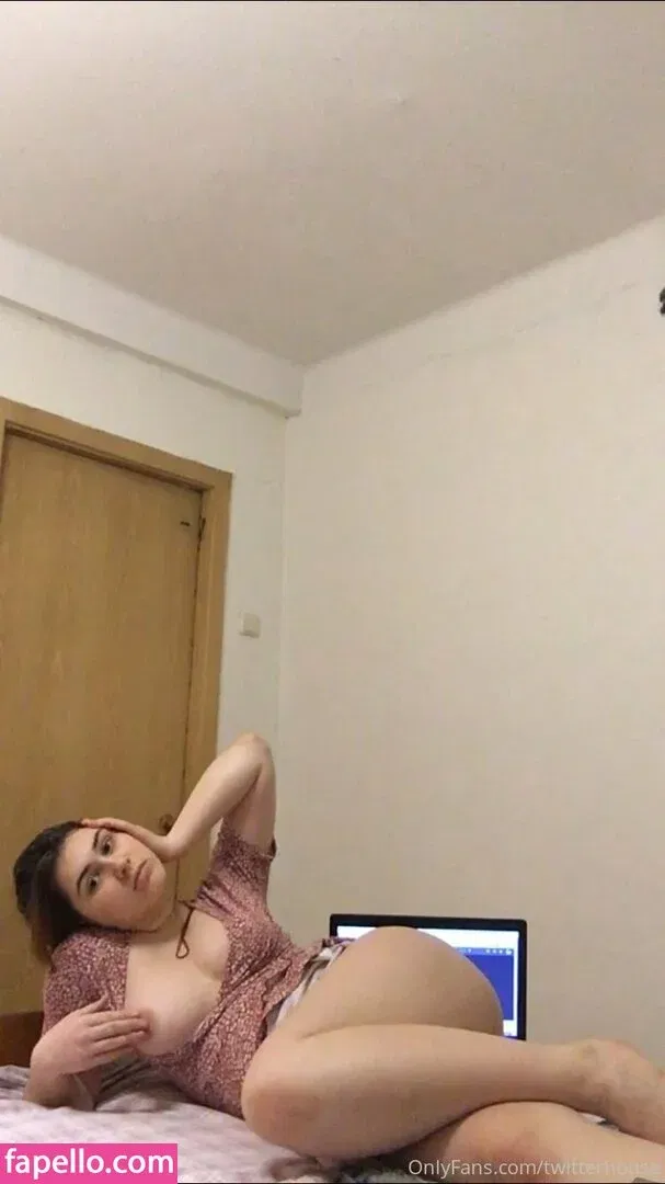 twitterhouse Onlyfans Photo Gallery 