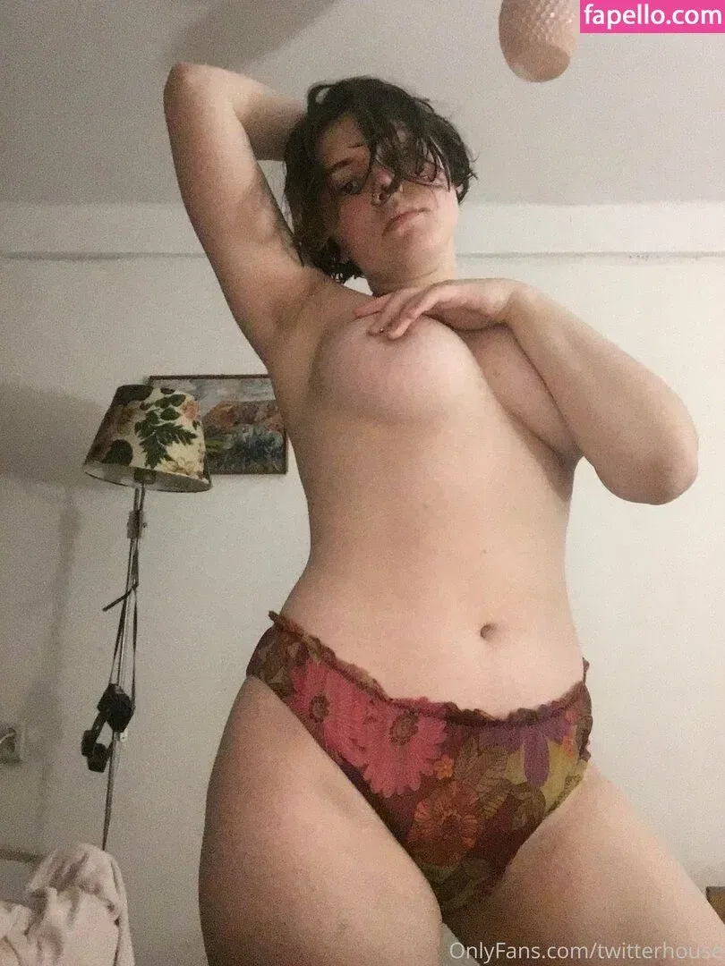 twitterhouse Onlyfans Photo Gallery 