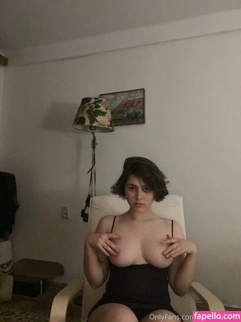 twitterhouse Onlyfans Photo Gallery 