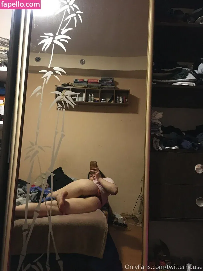 twitterhouse Onlyfans Photo Gallery 