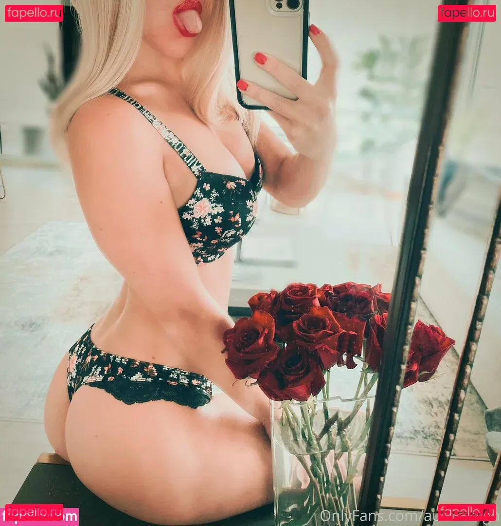 austinleigh Onlyfans Photo Gallery 