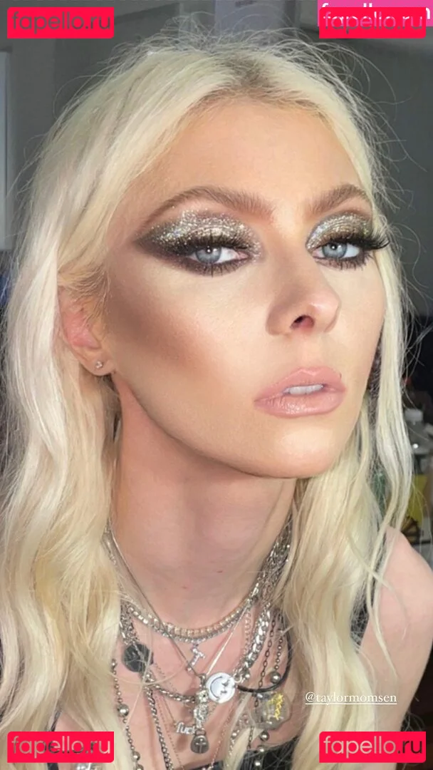 Taylor Momsen Onlyfans Photo Gallery 