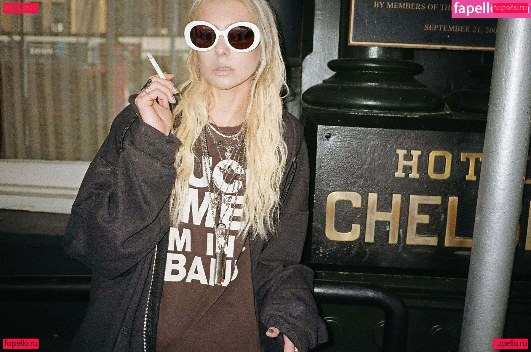 Taylor Momsen Onlyfans Photo Gallery 