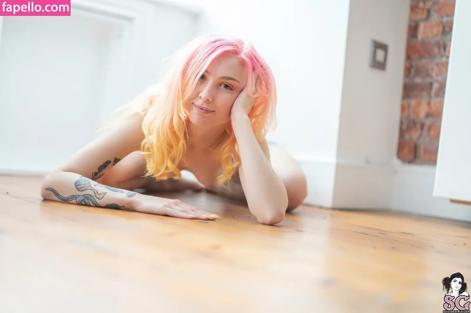 birdie Onlyfans Photo Gallery 