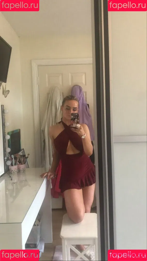Aiobhin Onlyfans Photo Gallery 