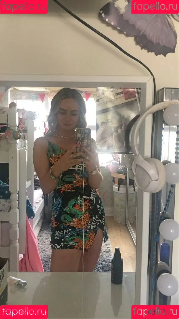 Aiobhin Onlyfans Photo Gallery 