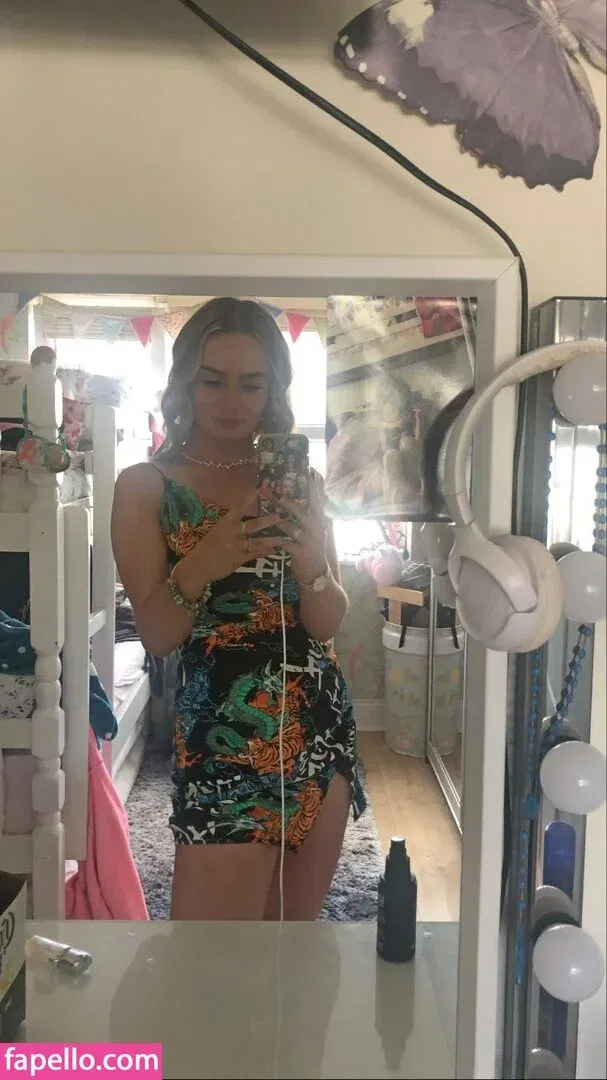 Aiobhin Onlyfans Photo Gallery 