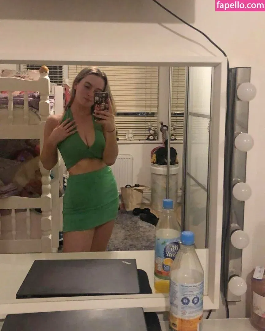 Aiobhin Onlyfans Photo Gallery 