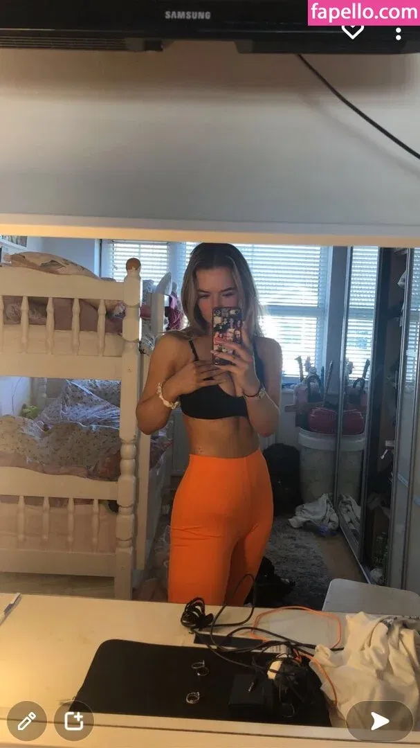 Aiobhin Onlyfans Photo Gallery 