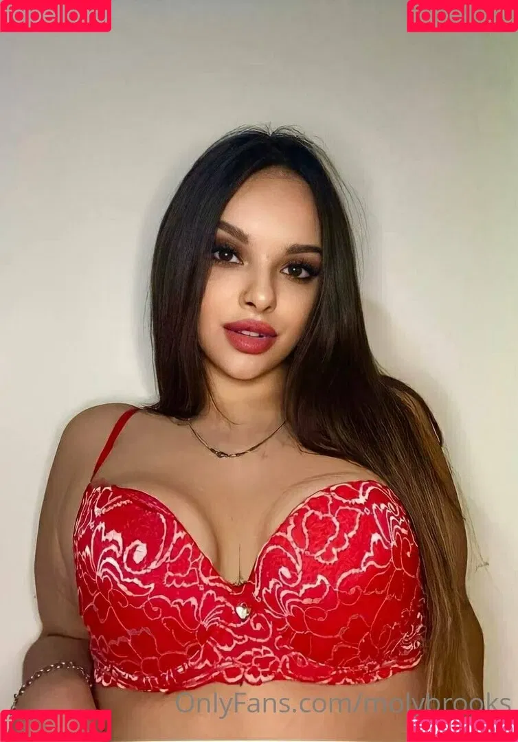 molybrooks Onlyfans Photo Gallery 
