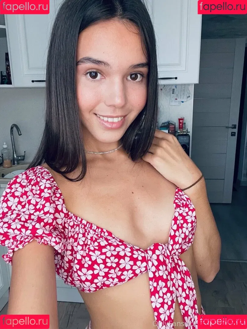 lolasweetxo Onlyfans Photo Gallery 