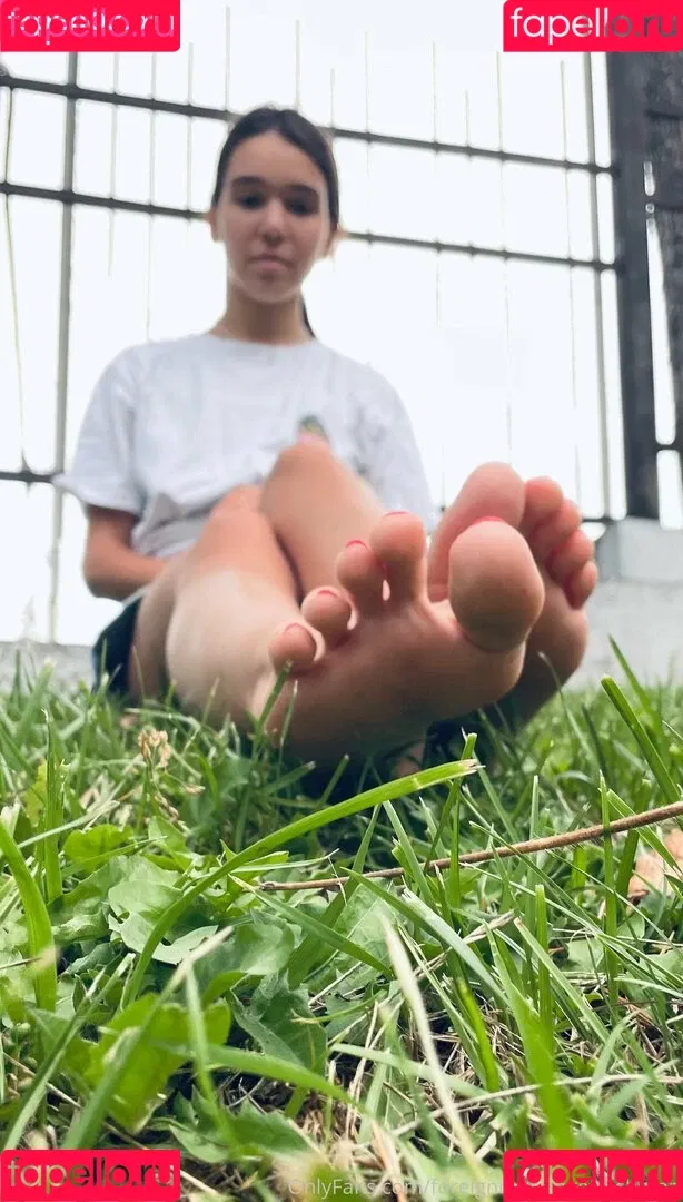 lolasweetxo Onlyfans Photo Gallery 