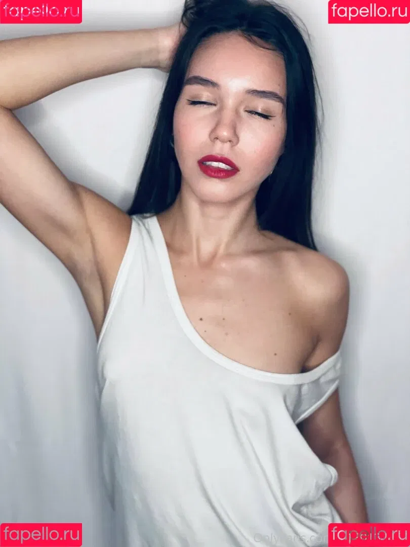 lolasweetxo Onlyfans Photo Gallery 