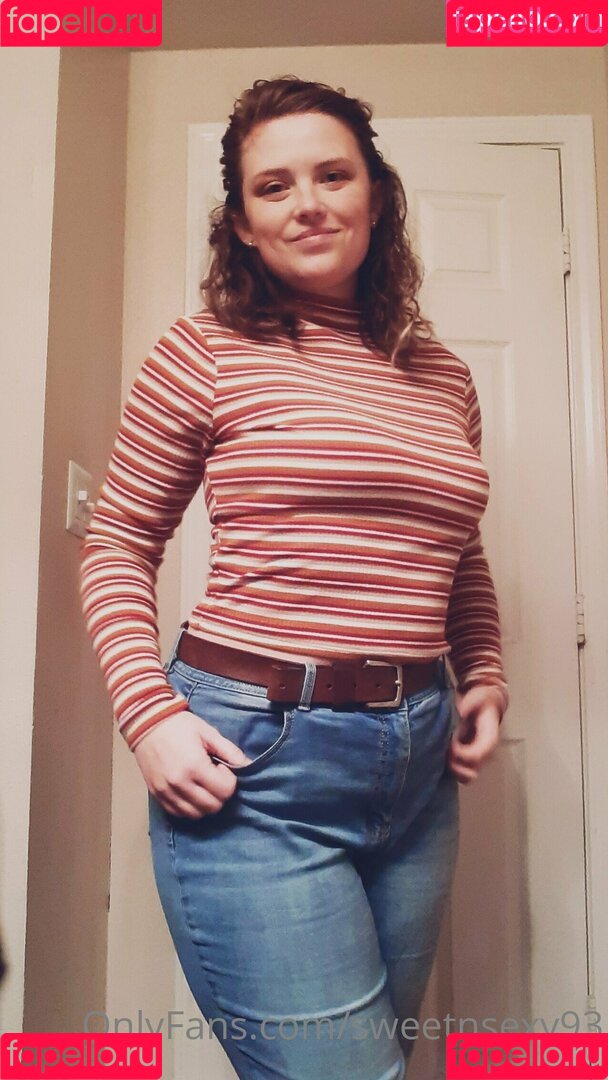 sweetnsexy93 Onlyfans Photo Gallery 