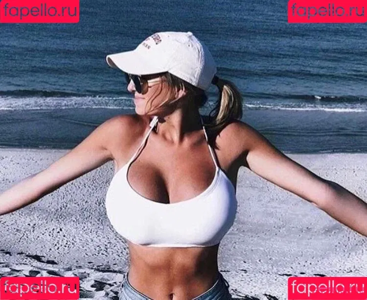 burkekelleher Onlyfans Photo Gallery 