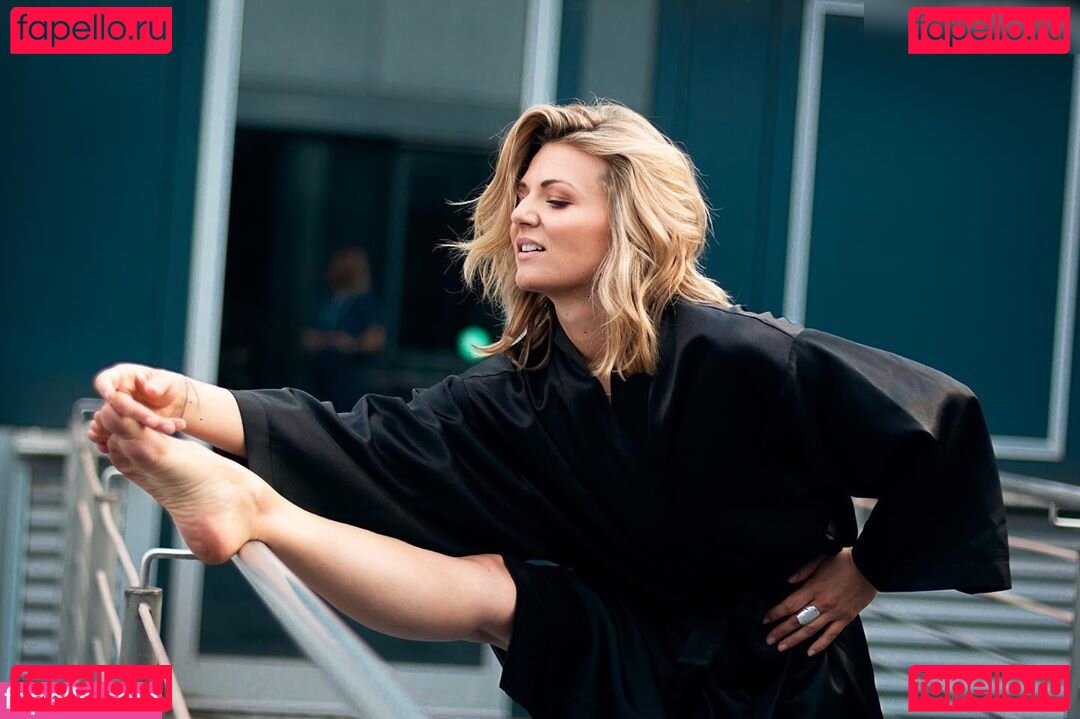 Ella Endlich / ella.endlich.official / ellaendlich Onlyfans Photo Gallery 