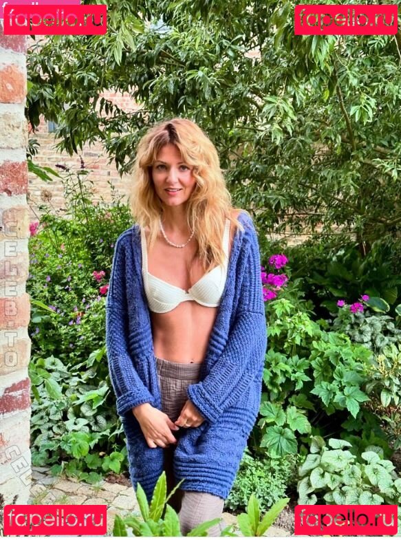 Ella Endlich / ella.endlich.official / ellaendlich Onlyfans Photo Gallery 