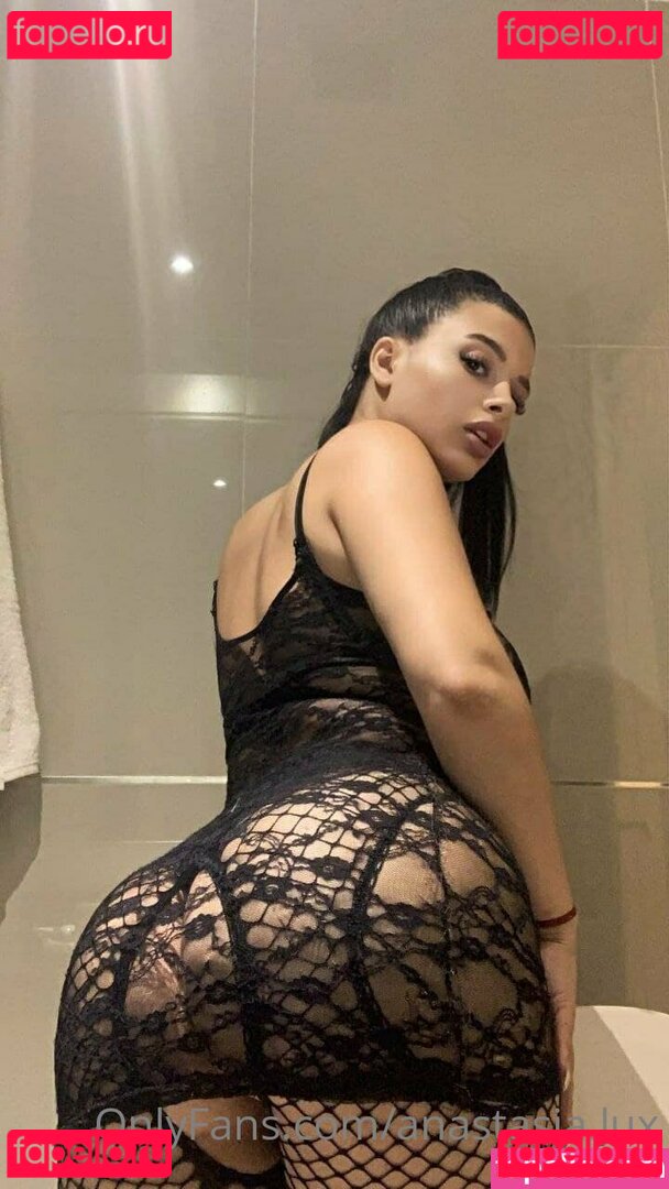 Anastasia.lux / anastasialux / bouj_hetto / cammisantos / theanastasialux Nude Onlyfans Photo 46