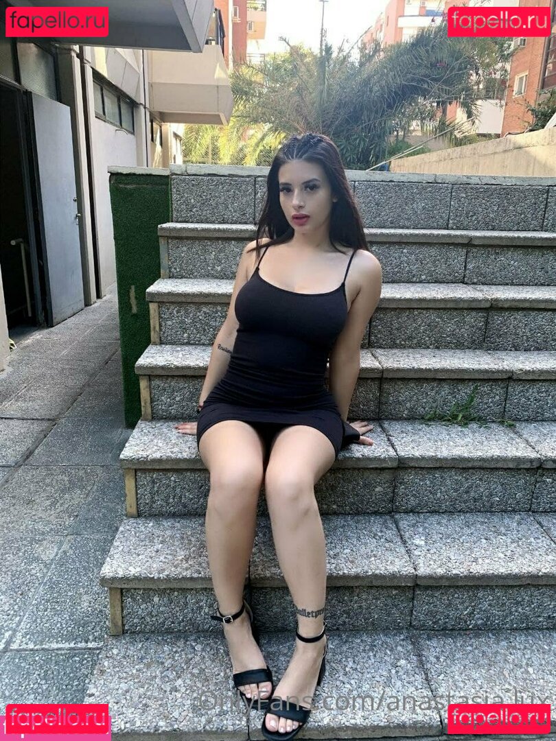 Anastasia.lux / anastasialux / bouj_hetto / cammisantos / theanastasialux Nude Onlyfans Photo 43