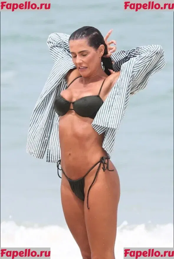 Deborah Secco Onlyfans Photo Gallery 