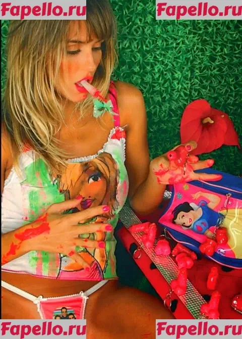 Deborah Secco Onlyfans Photo Gallery 
