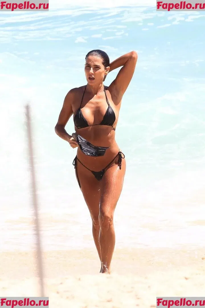 Deborah Secco Onlyfans Photo Gallery 