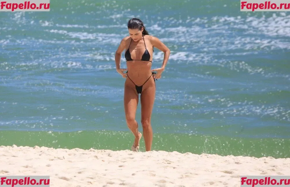 Deborah Secco Onlyfans Photo Gallery 