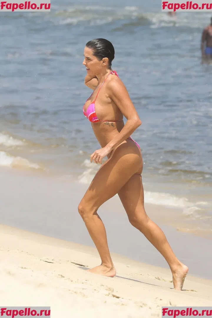 Deborah Secco Onlyfans Photo Gallery 