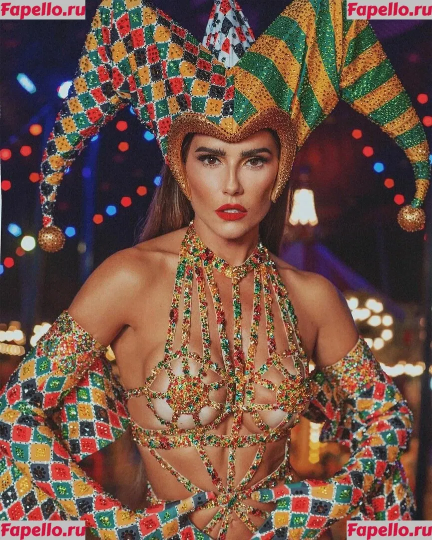 Deborah Secco Onlyfans Photo Gallery 