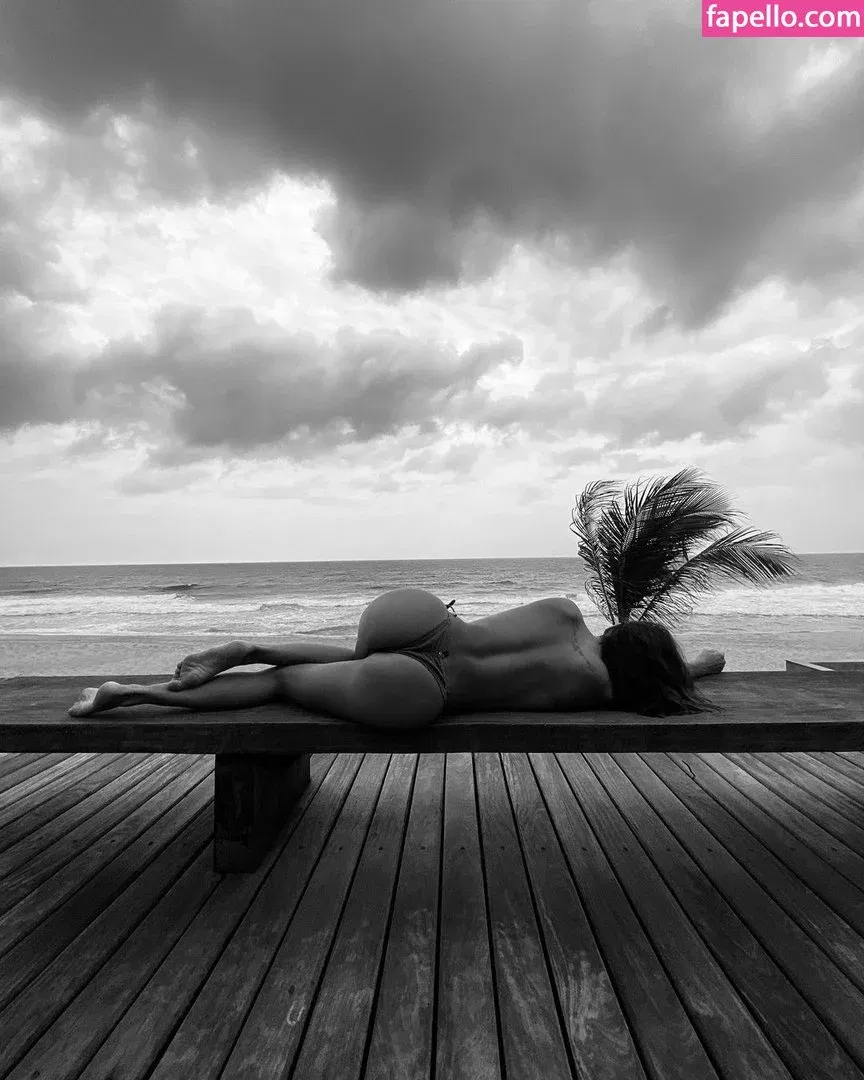 Deborah Secco Onlyfans Photo Gallery 