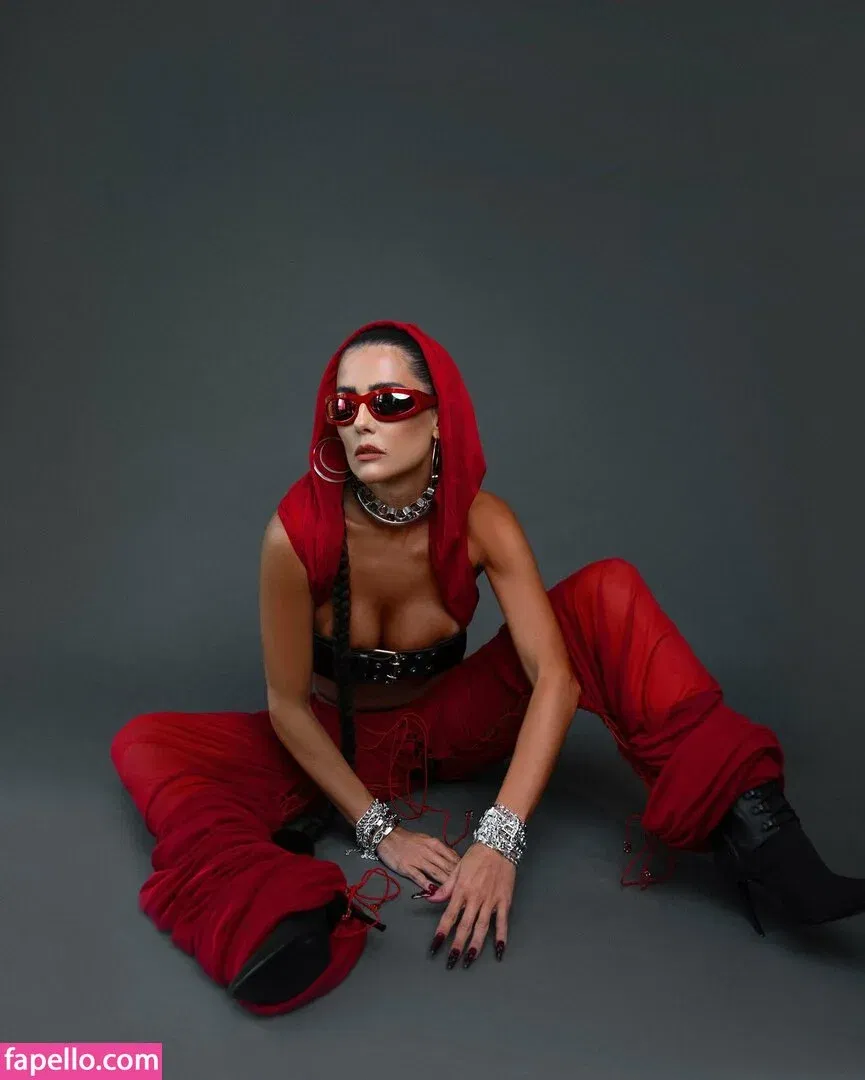 Deborah Secco Onlyfans Photo Gallery 