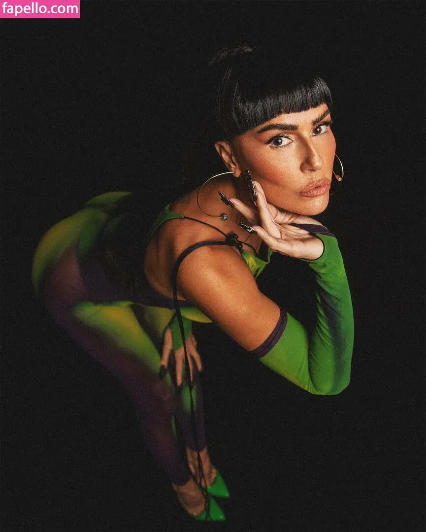 Deborah Secco Onlyfans Photo Gallery 