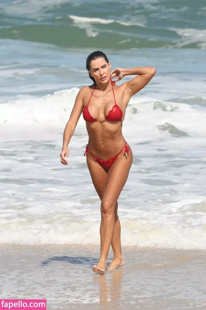 Deborah Secco Onlyfans Photo Gallery 