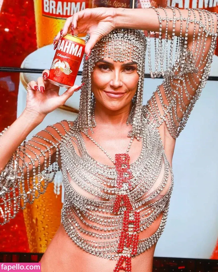 Deborah Secco Onlyfans Photo Gallery 