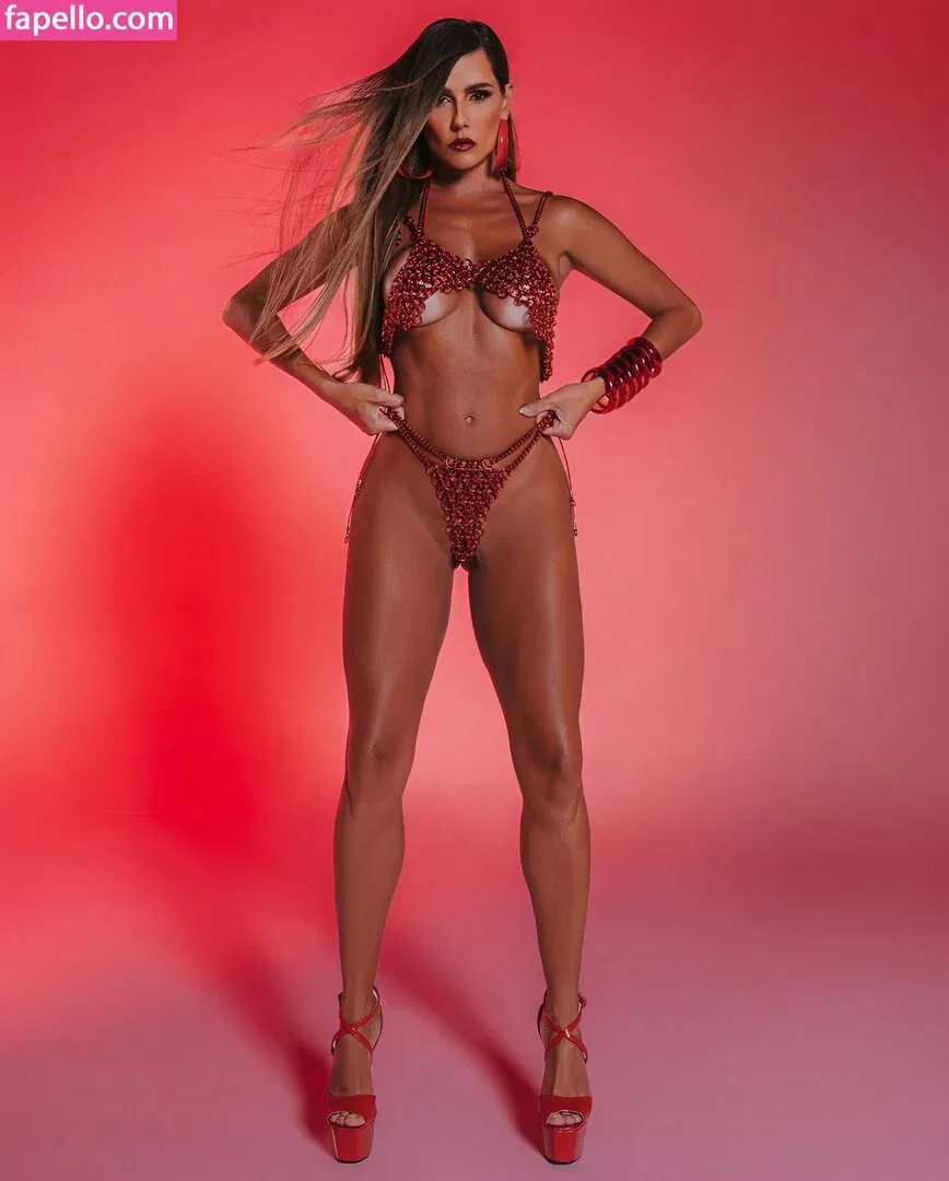 Deborah Secco Onlyfans Photo Gallery 