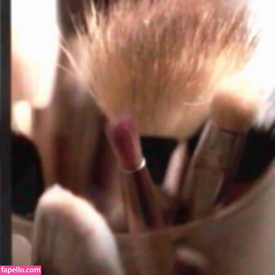 Deborah Secco Onlyfans Photo Gallery 